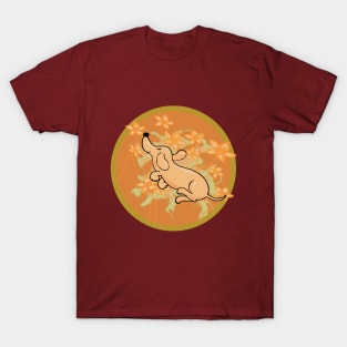 Cute dachshund flying around flowers T-Shirt